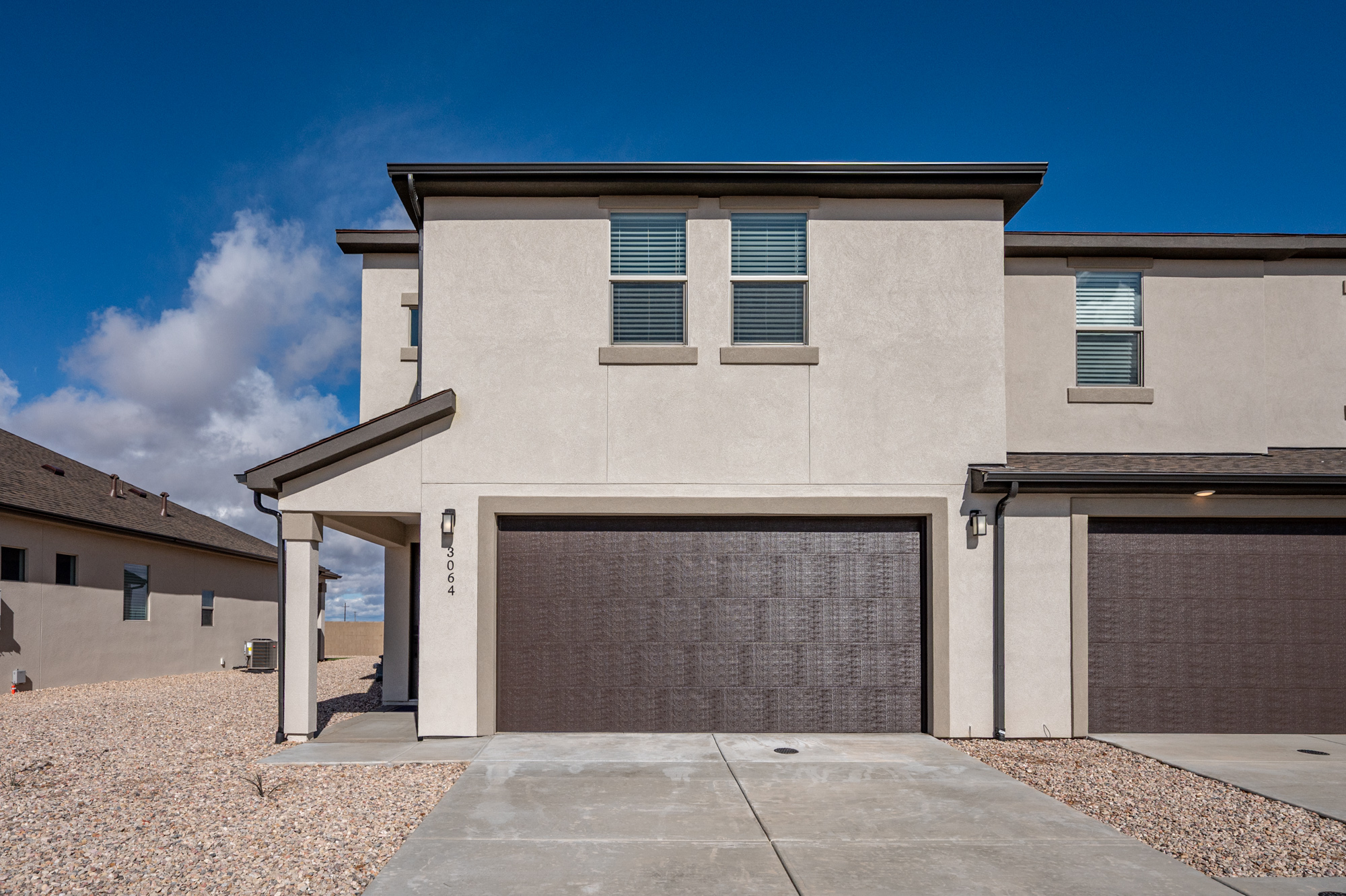 3064 W Runway Dr